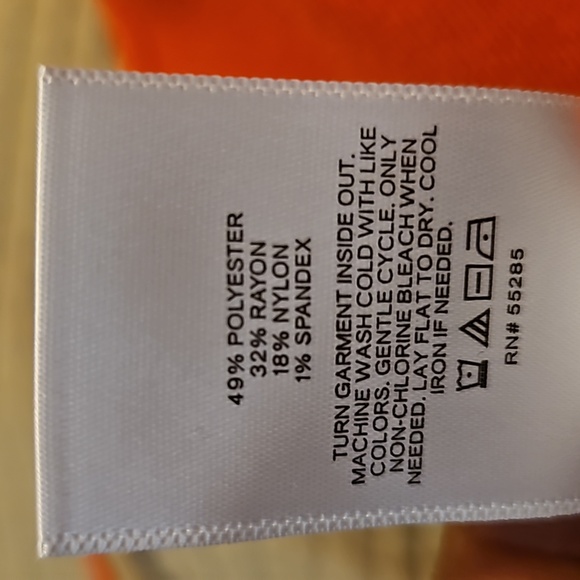 NWT Express Crop Top - Picture 6 of 6